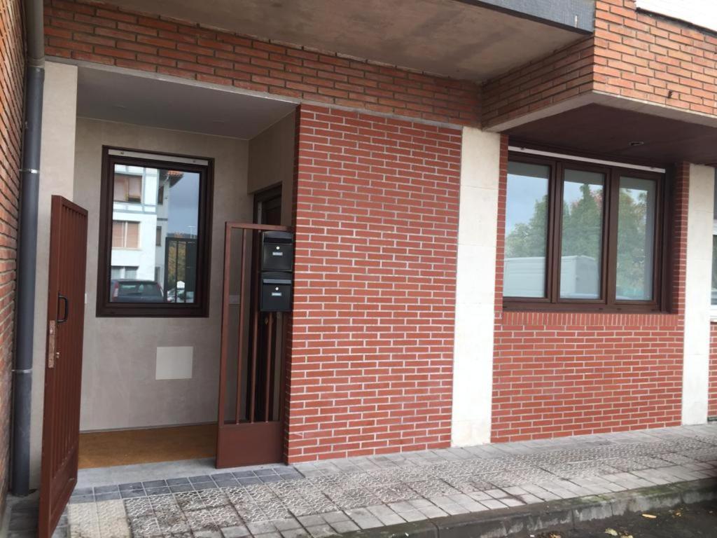 Aixerrota Apartamentos A Getxo Buitenkant foto